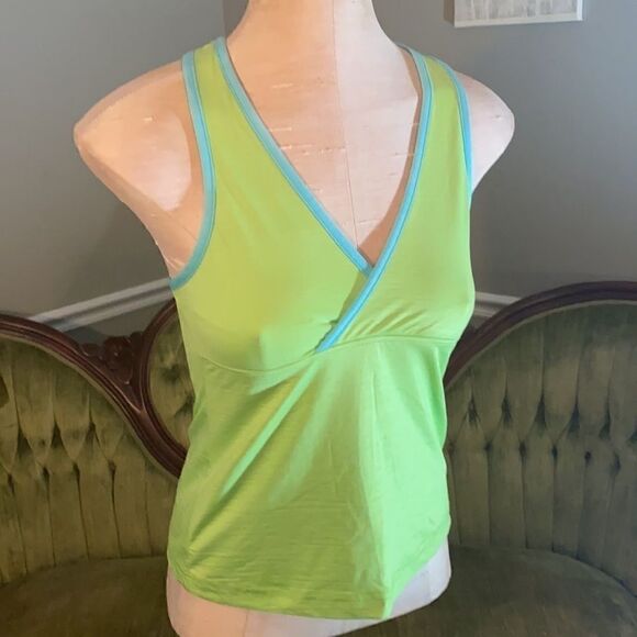 Mossimo athletic tank. Women’s M. - Picture 3 of 4